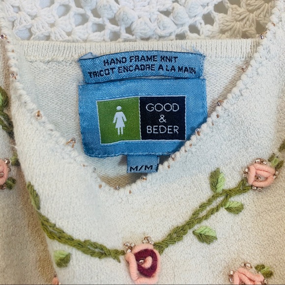 Women’s camisole with floral appliqué - Picture 2 of 3